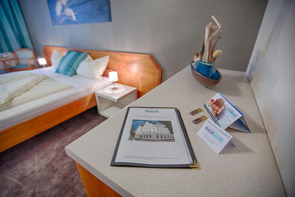 Fruehstueckshotel Waldbauer 바트슐러바흐 객실 사진
